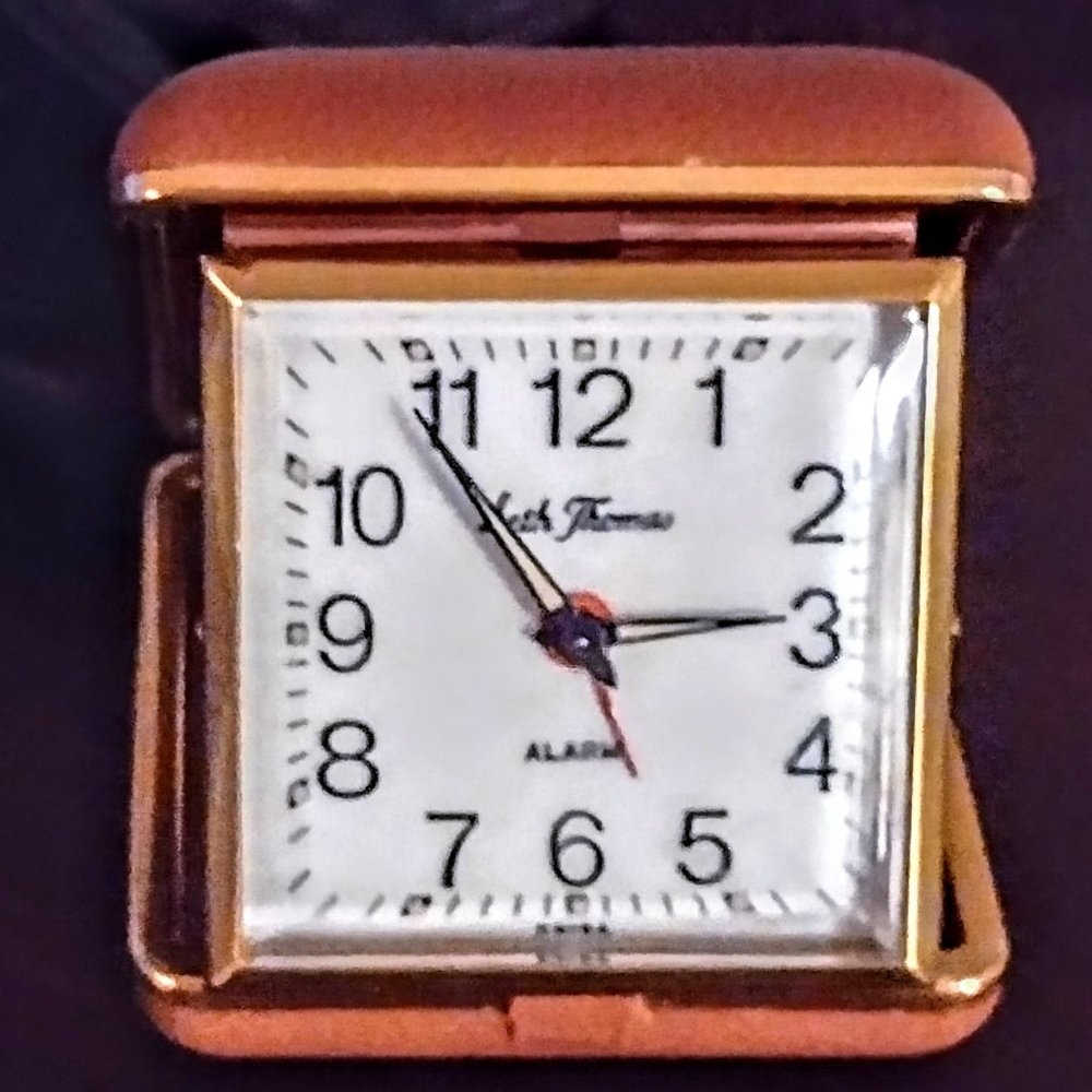 Vintage SETH THOMAS Travel Alarm Clock in Case ~ Manual Key Wind ~ Tested-Works!